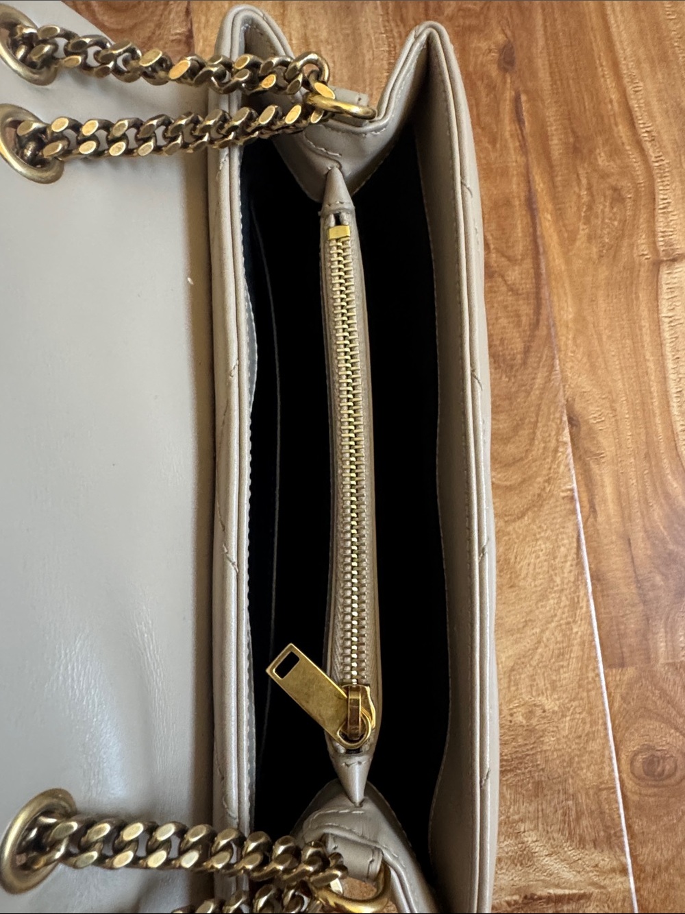 Saint Laurent Beige LOU LOU Quilted Chevron Chain Shoulder Bag - Picture 7 of 7